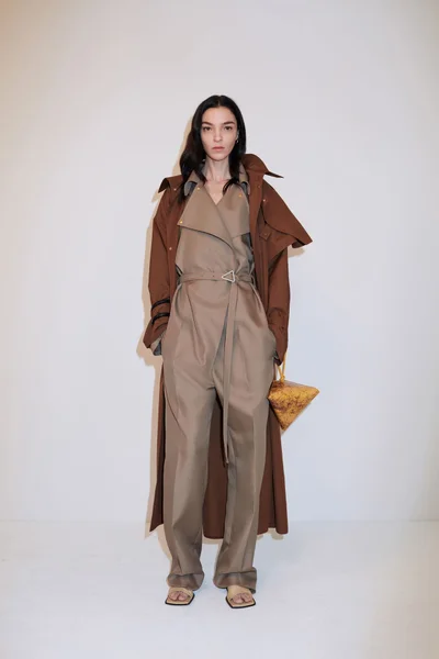 Look 49
